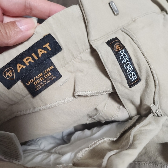 Ariat Full Seat Breeches - Picture 2 of 9